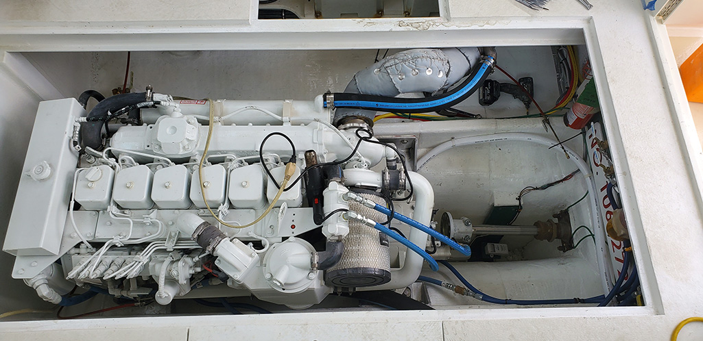 Drifter charter boat equipment and deck